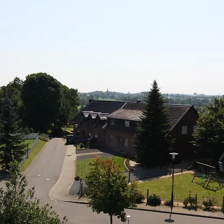 Apartment Ferienwohnung Alte Schule Geilenkirchen